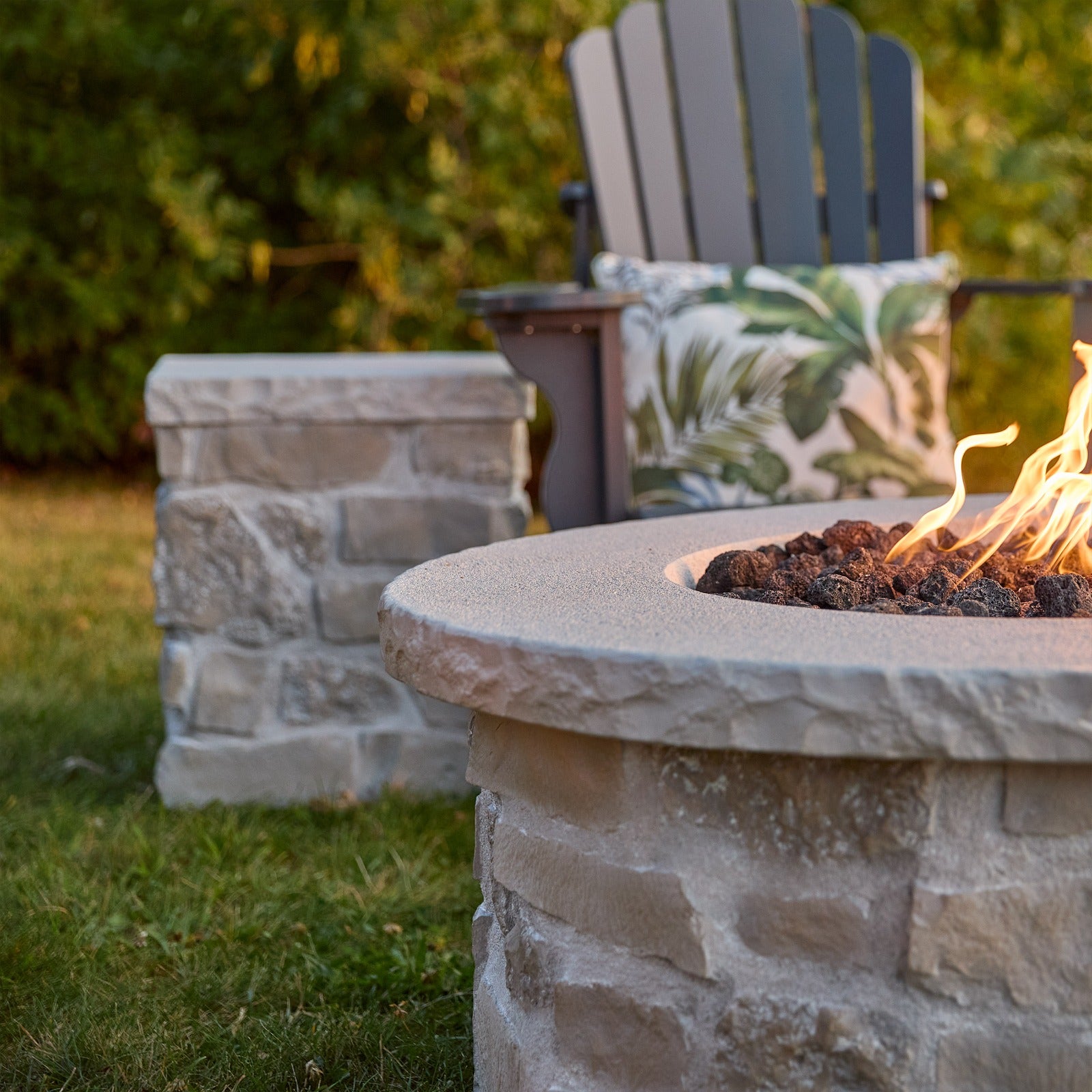 Scottsdale Propane Tank Cover - Real Flame