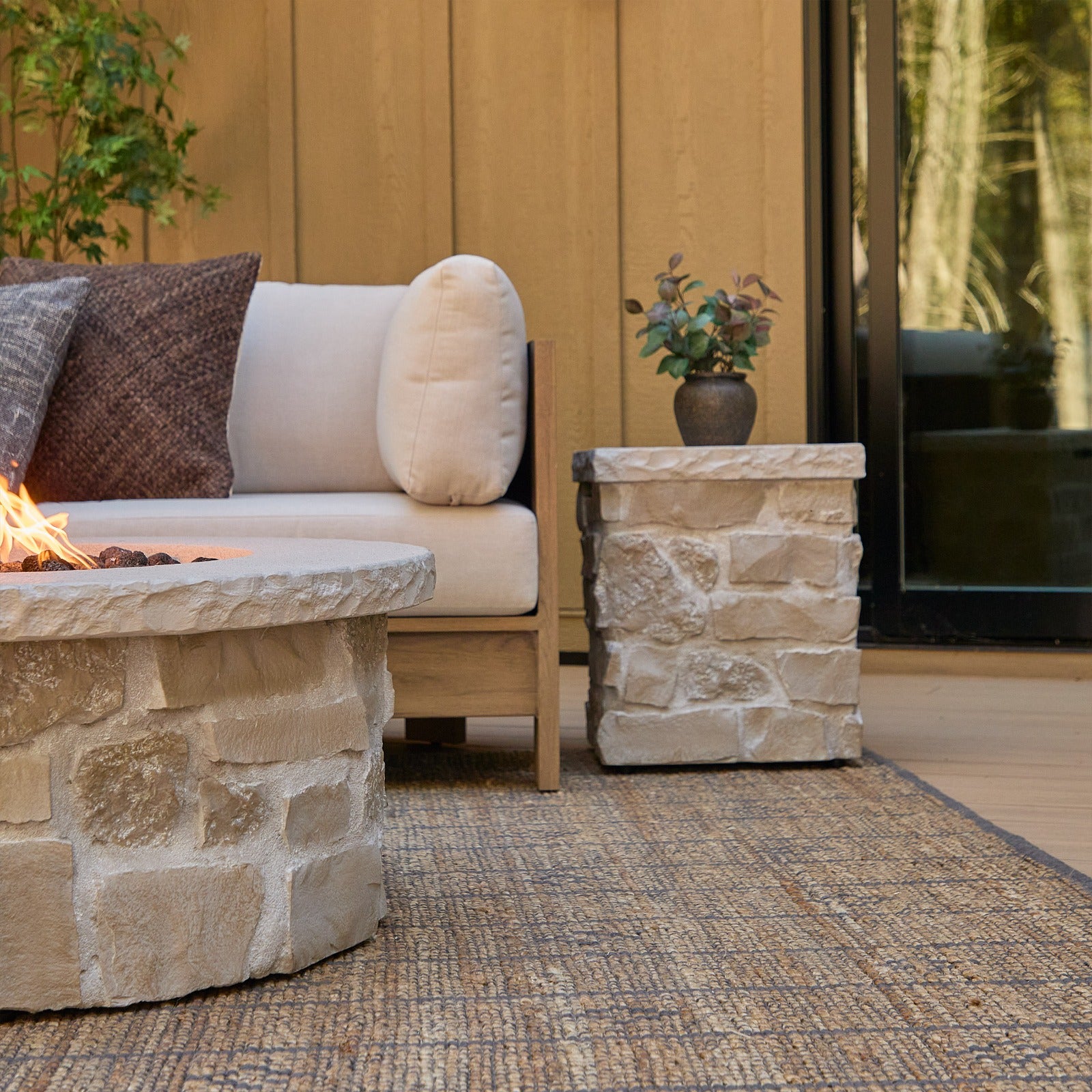 Scottsdale Propane Tank Cover - Real Flame