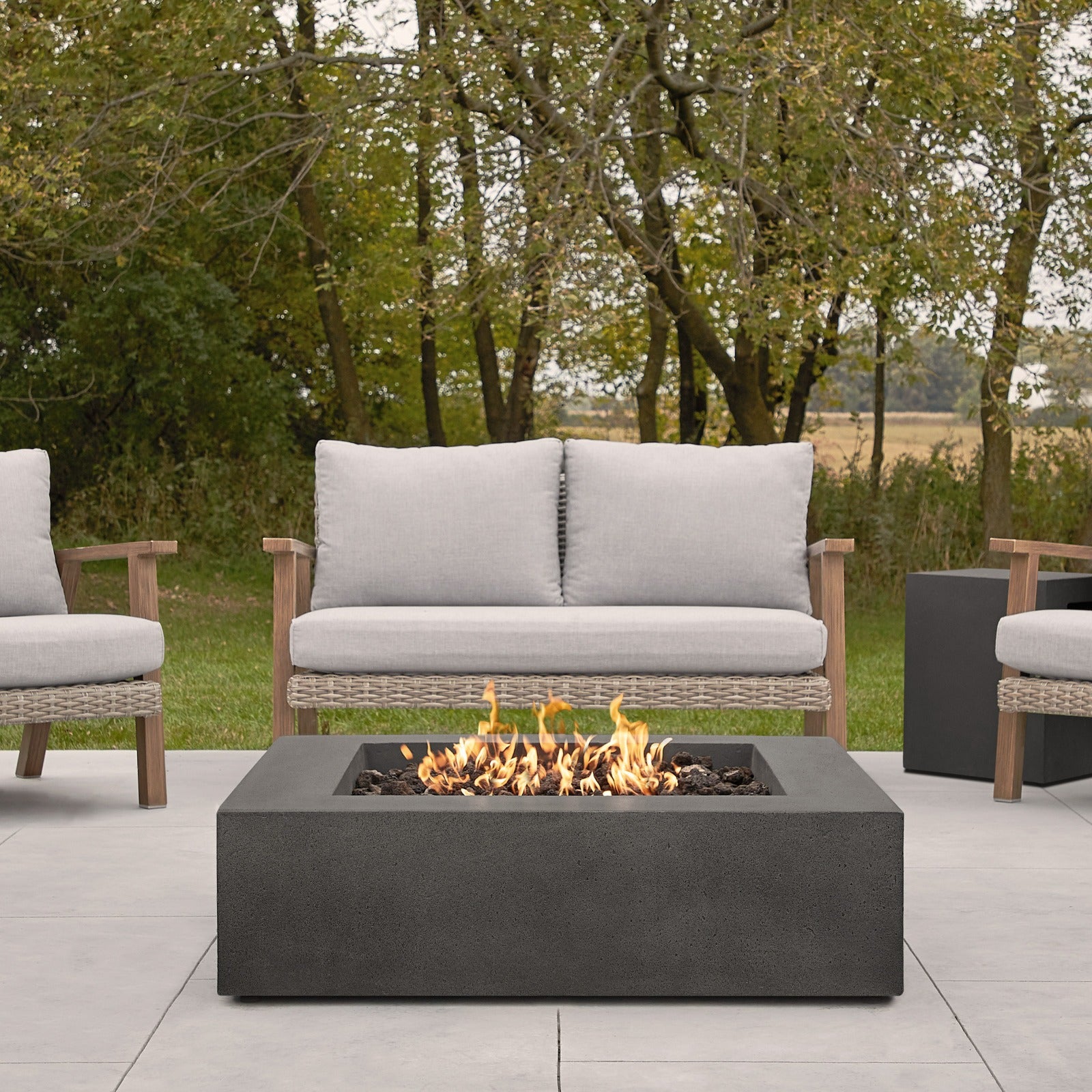 La Valle Square Propane Fire Table - Real Flame