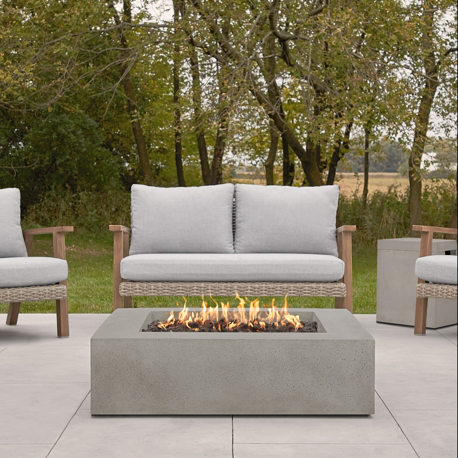 La Valle Square Propane Fire Table - Real Flame