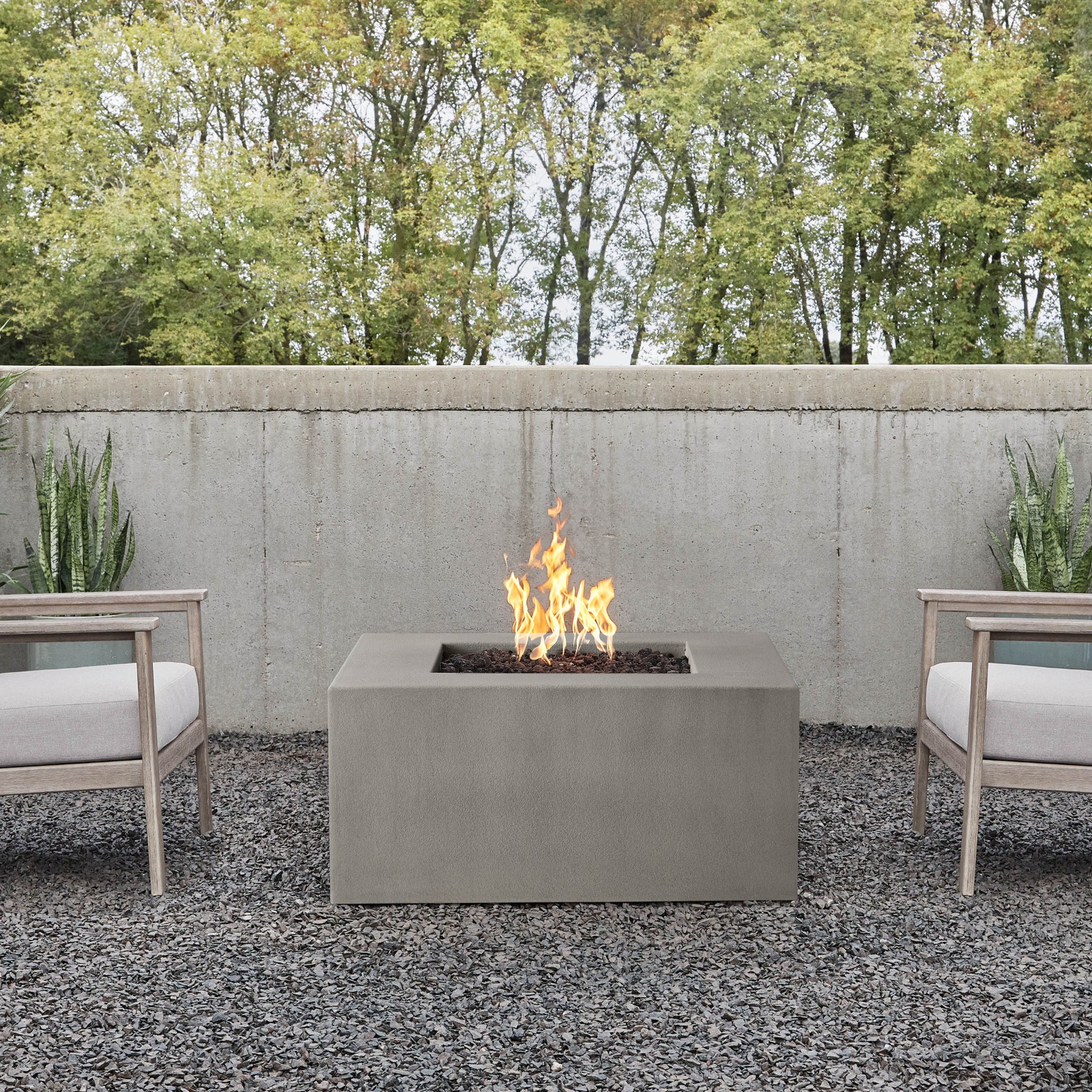 Estes Square GFRC Outdoor Natural Gas or Propane Fire Pit Fireplace Fire Table for Backyard or Patio