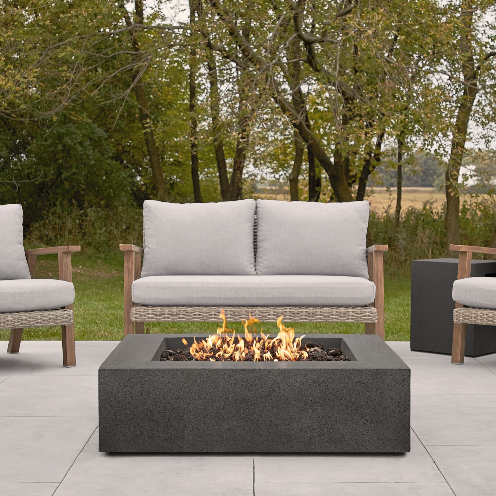 42" La Valle Square Propane Fire Table Outdoor Fire Pit