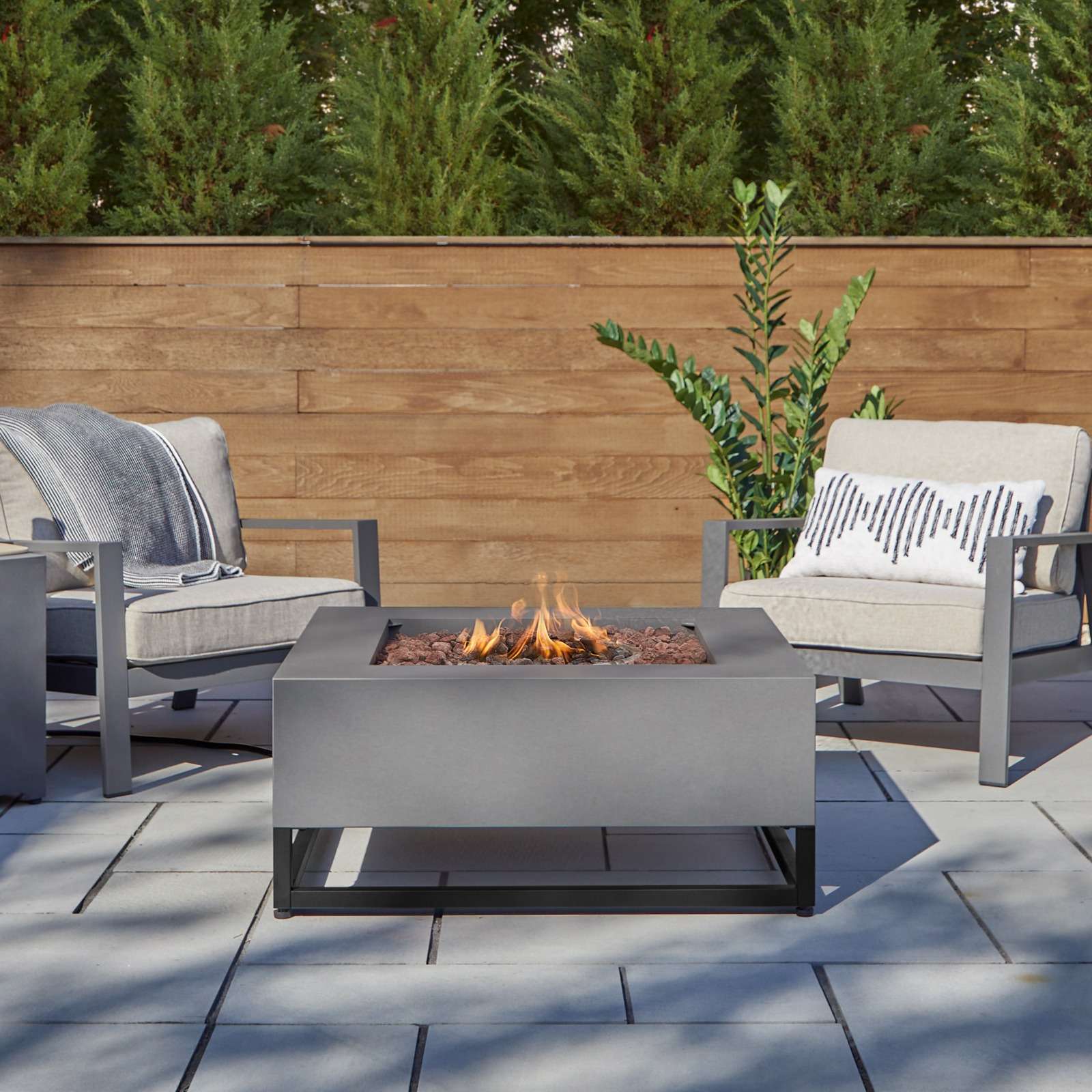 Patio gas fire clearance pit table